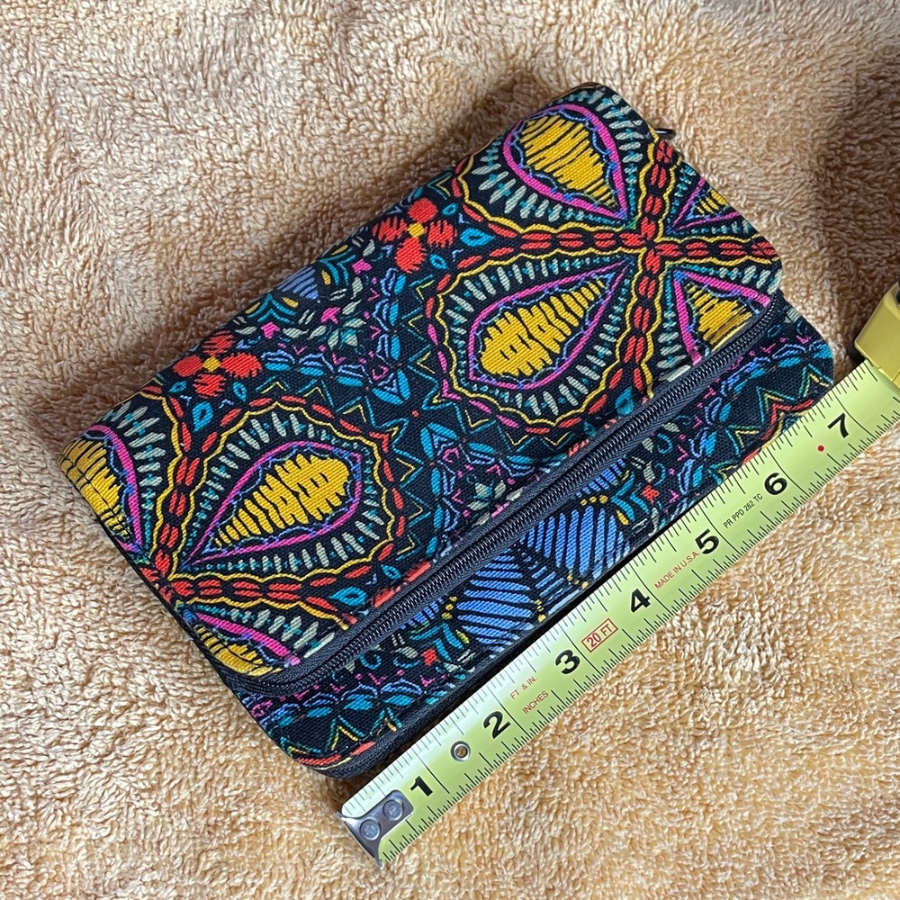 Thirty-One Colorful Pattern Cloth Wallet - Boho chic - like new! - Picture 6 of 12